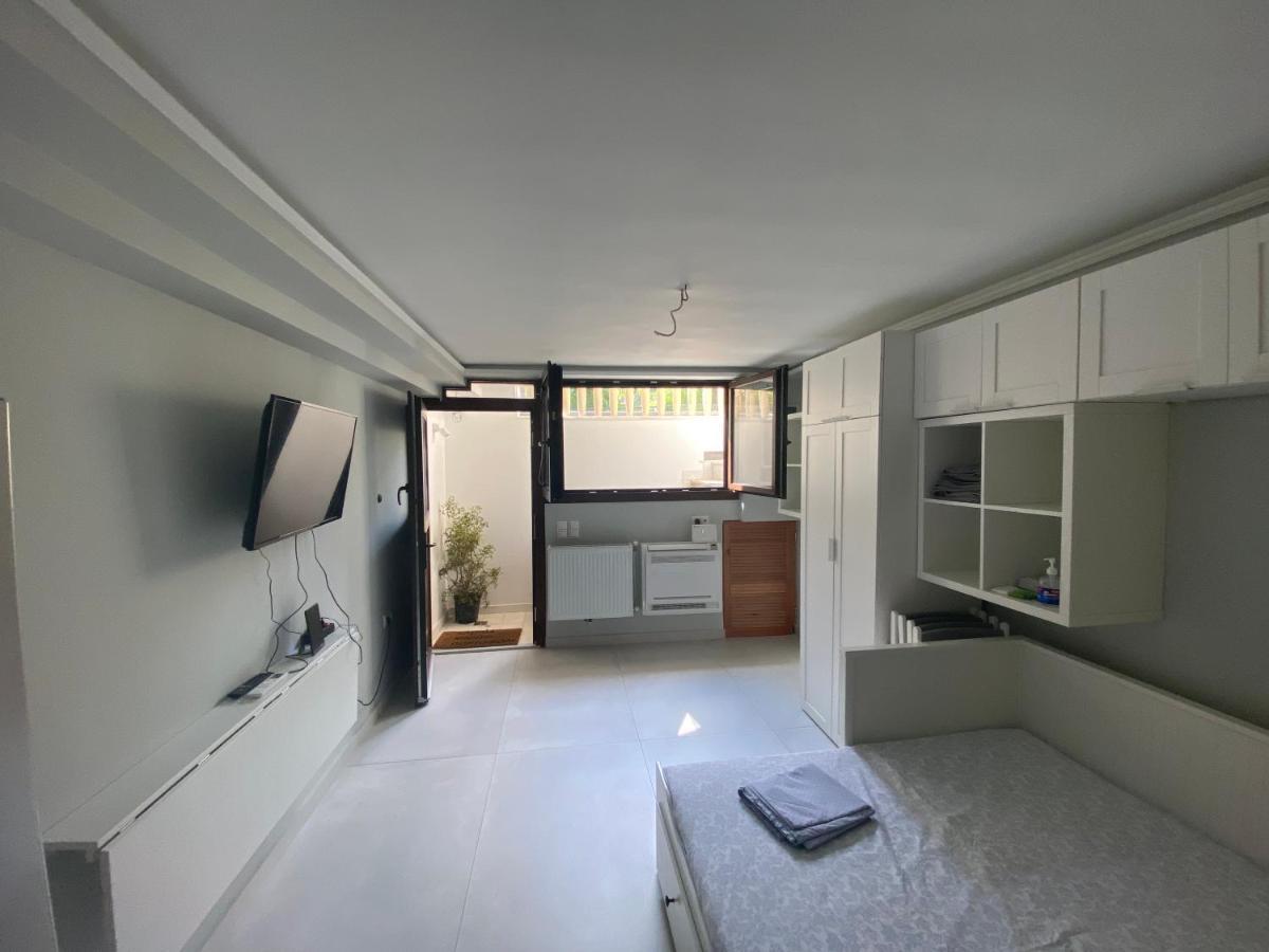 Minimalist Studio Behind Hilton Hotel 아테네 외부 사진